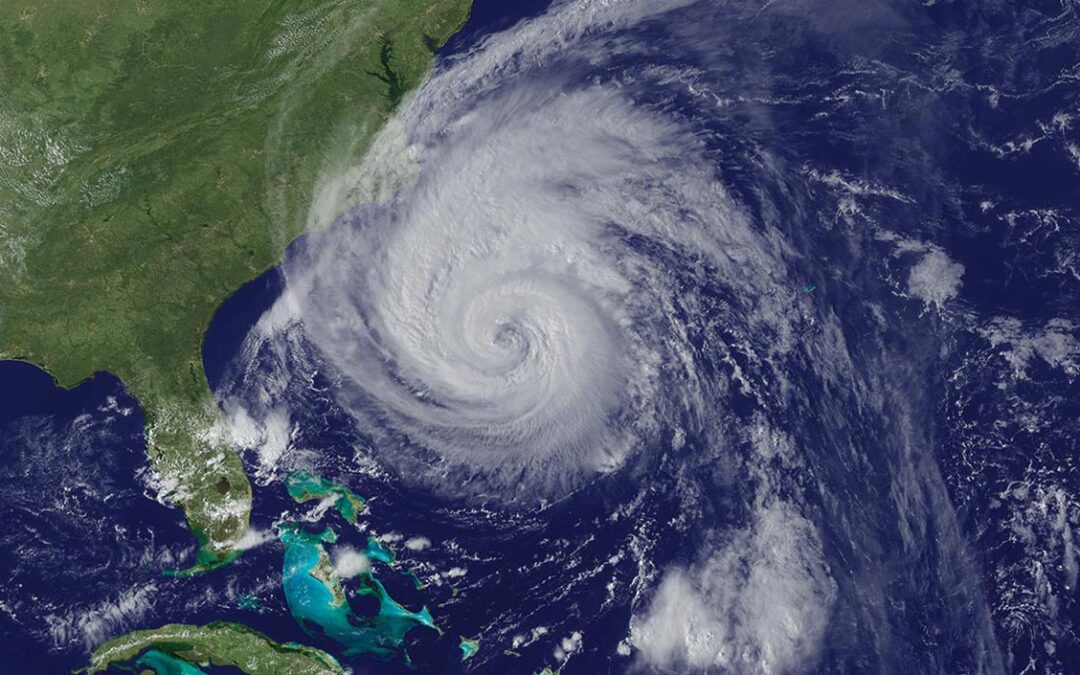 “Developing Better Understanding of Hurricanes” with Allison Wing (14 Nov 2015)